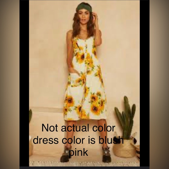 J & W Midi DRESS XL — Blush Pink Sunflower w/ POCKETS-ALSO HAVE IN WHITE - Picture 3 of 7